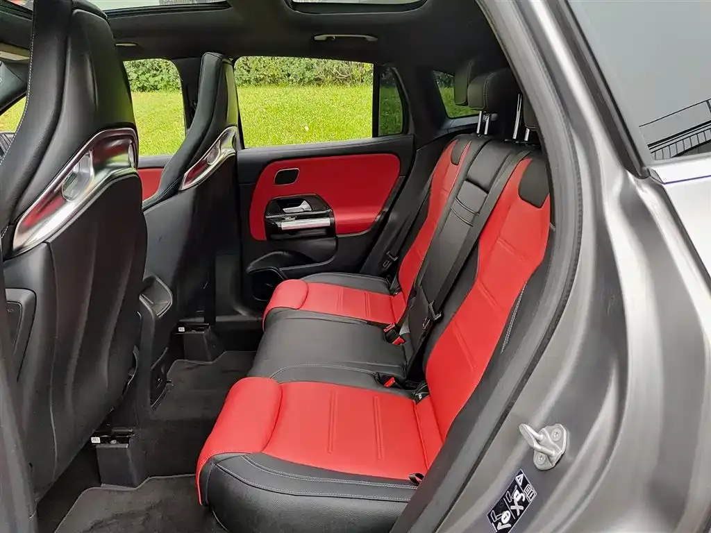 Mercedes-Benz GLA AMG — фото 8