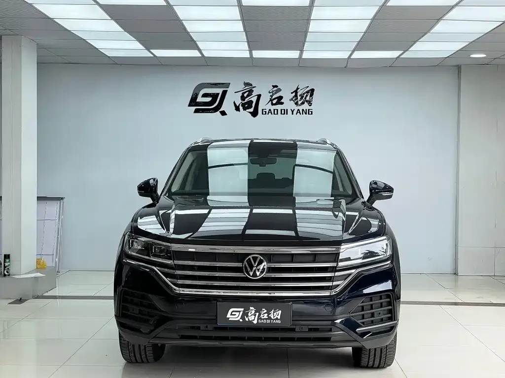 Volkswagen Touareg — фото 2