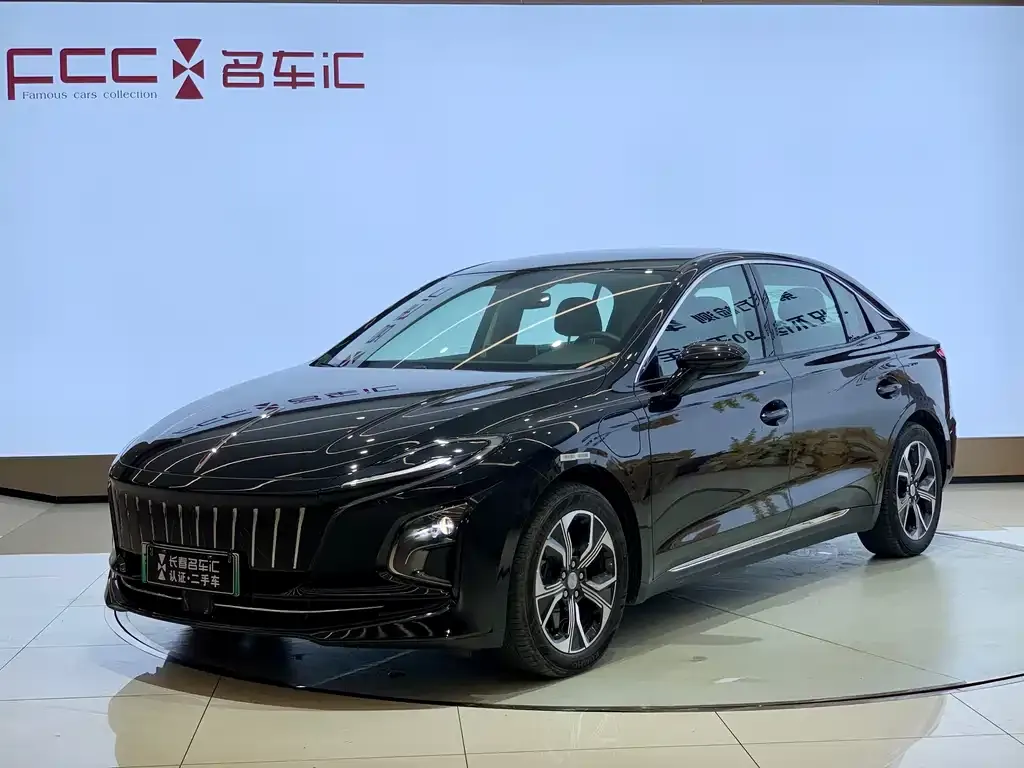 Hongqi E-QM5 — фото 1