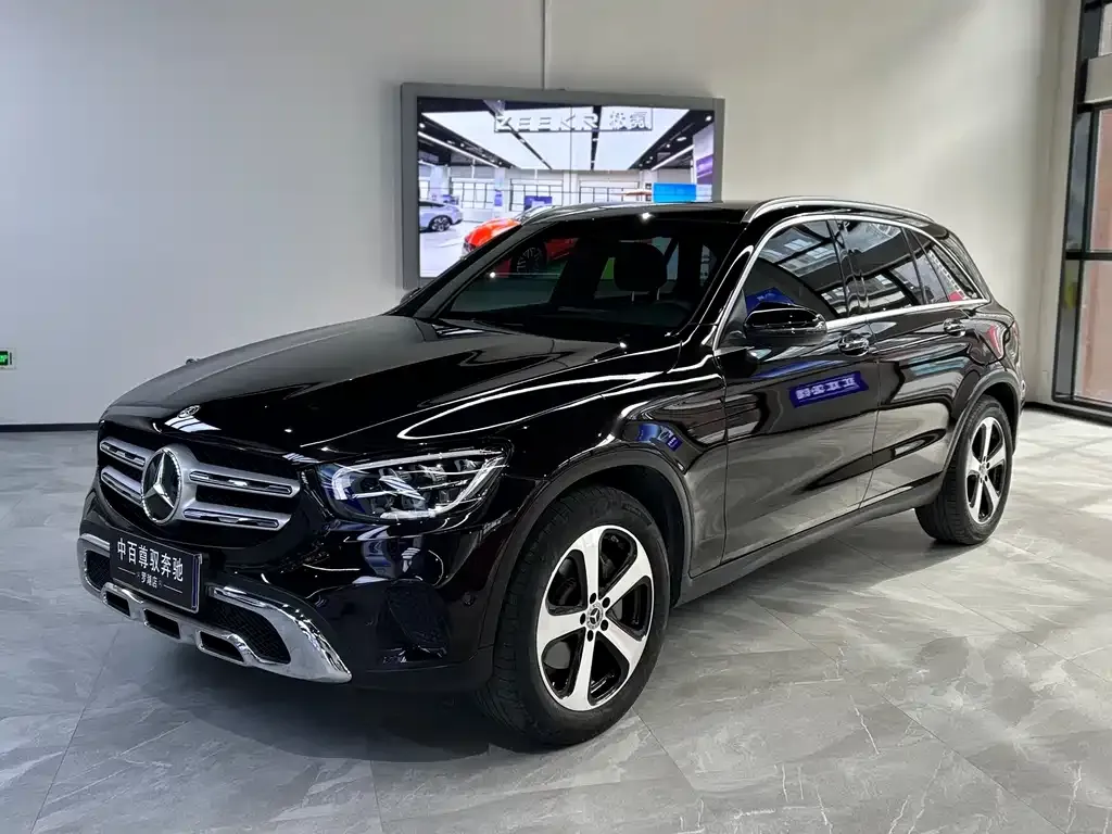 Mercedes-Benz GLC — фото 1