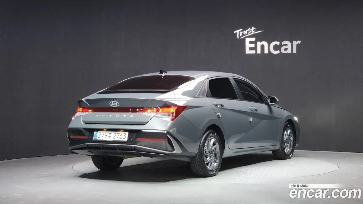 Hyundai AVANTE — фото 2