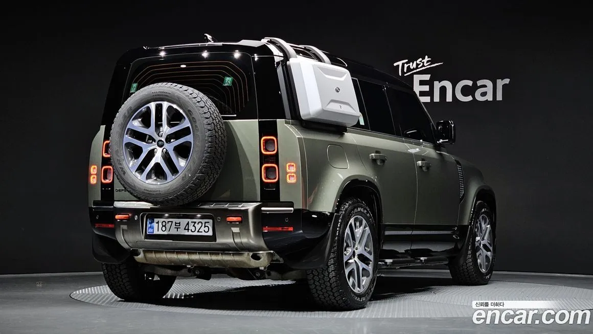 Land Rover Defender — фото 2