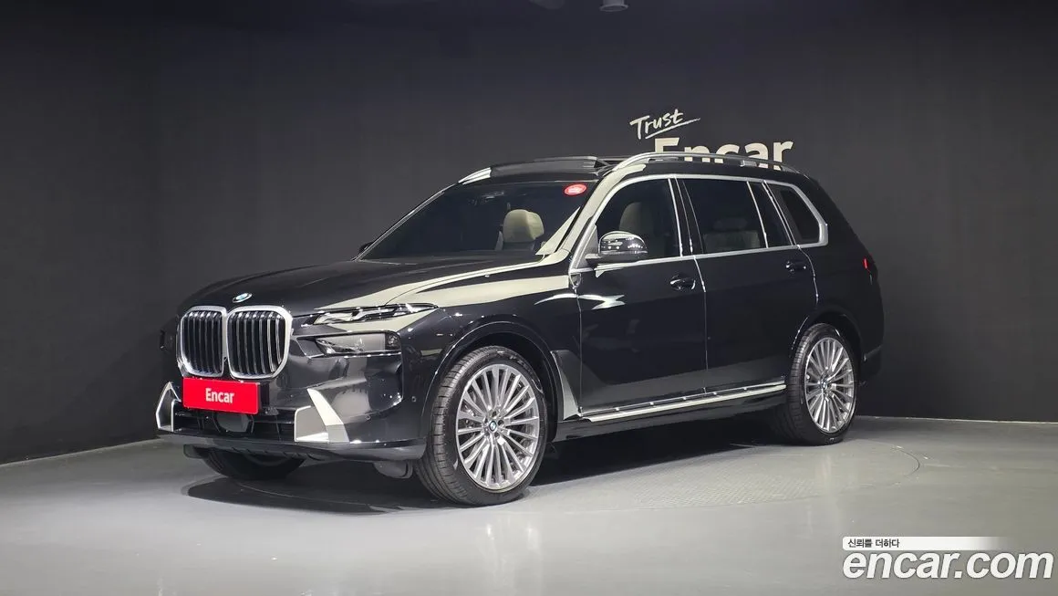 BMW X7 — фото 1