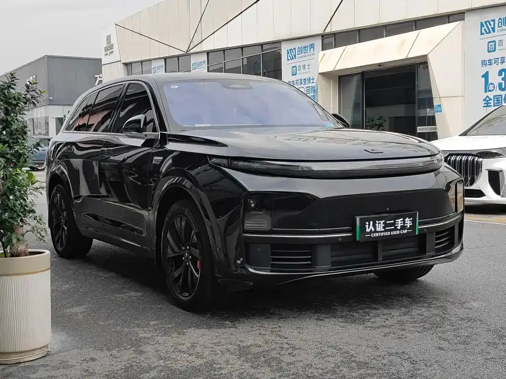 Li Auto L7 — фото 5