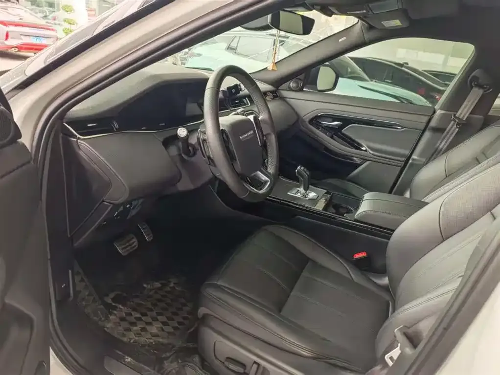 Land Rover Evoque — фото 4