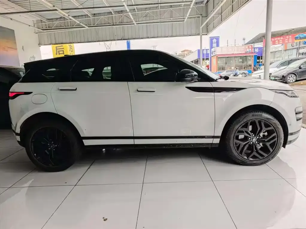 Land Rover Evoque — фото 8