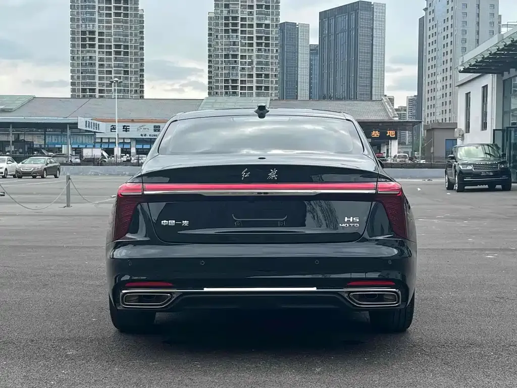 Hongqi H5 — фото 6