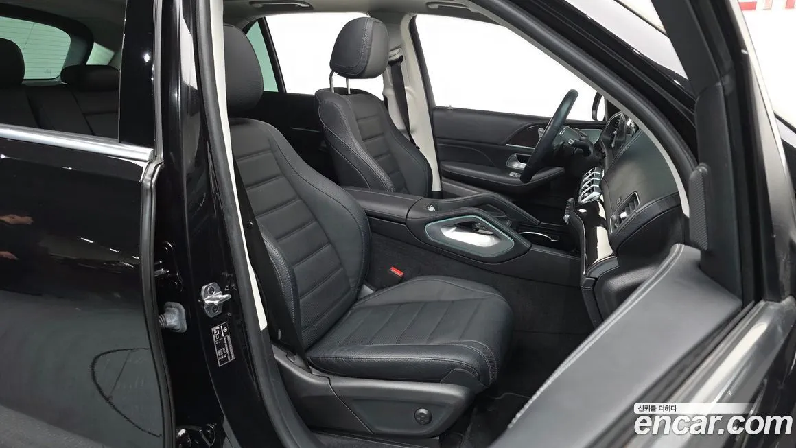 Mercedes-Benz GLE-Class — фото 10