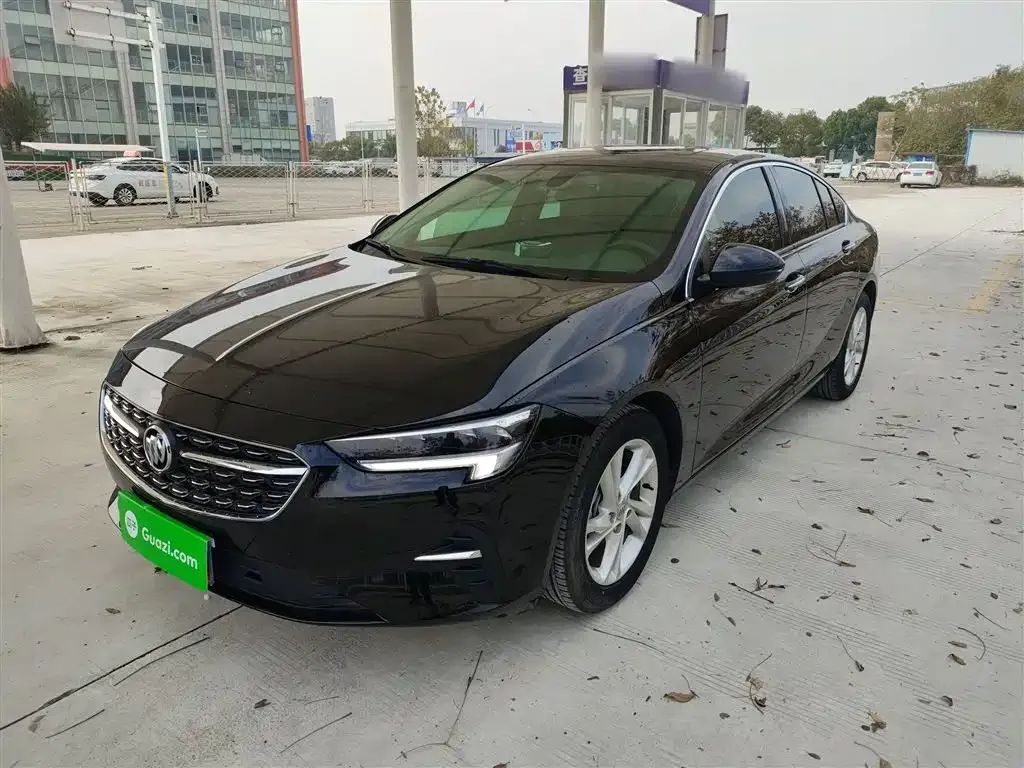 Buick Regal — фото 1