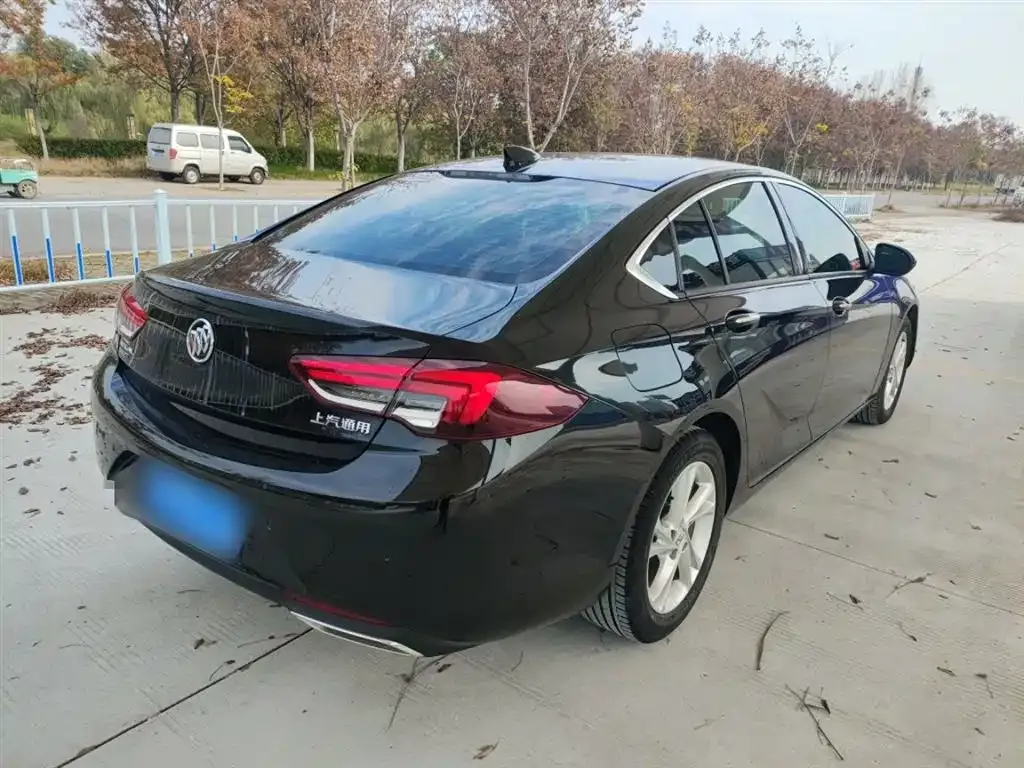 Buick Regal — фото 7