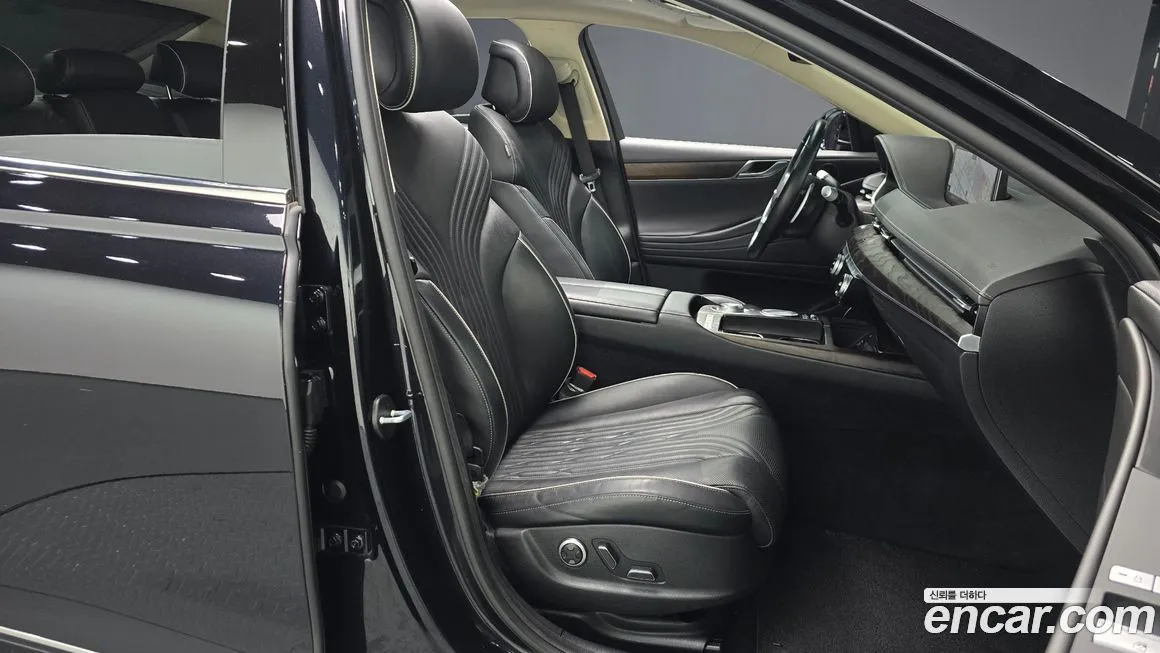 Genesis G80 — фото 10