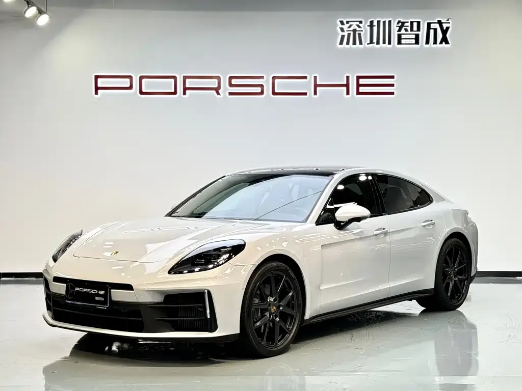 Porsche Panamera — фото 1