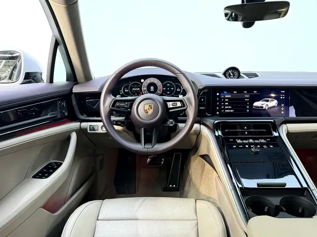 Porsche Panamera — фото 10