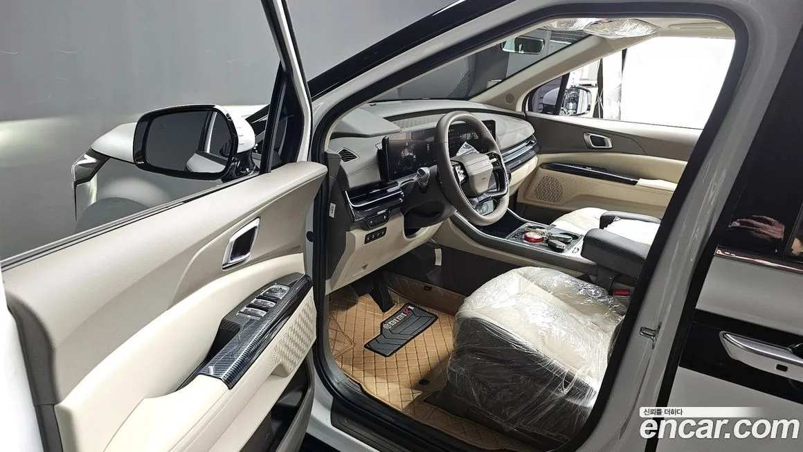 Kia Carnival — фото 10