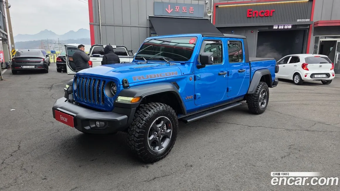 Jeep Gladiator — фото 1