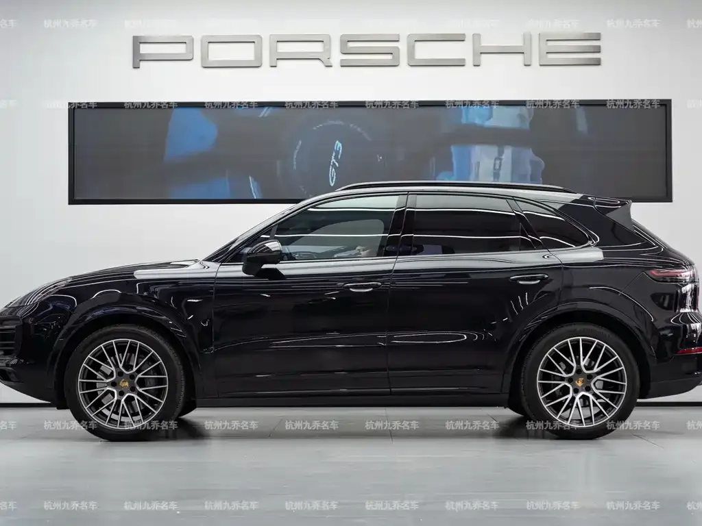 Porsche Cayenne — фото 3
