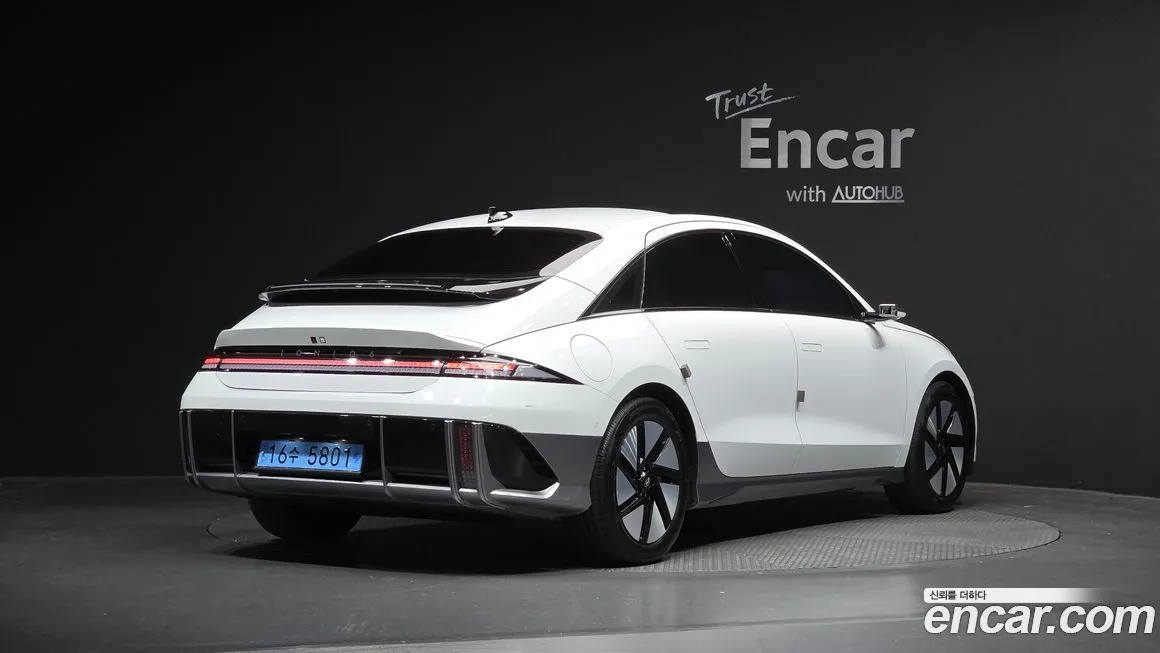 Hyundai Ioniq6 — фото 2