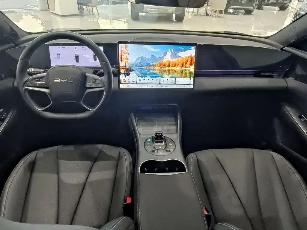 BYD Seal — фото 7