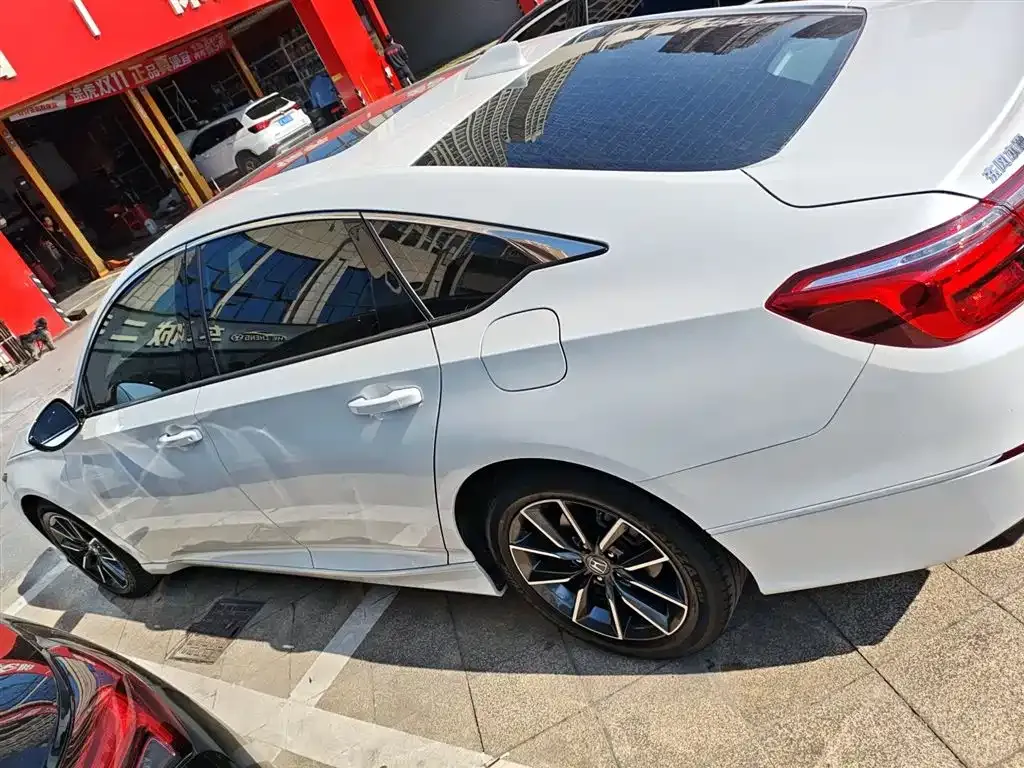Honda Inspire — фото 5