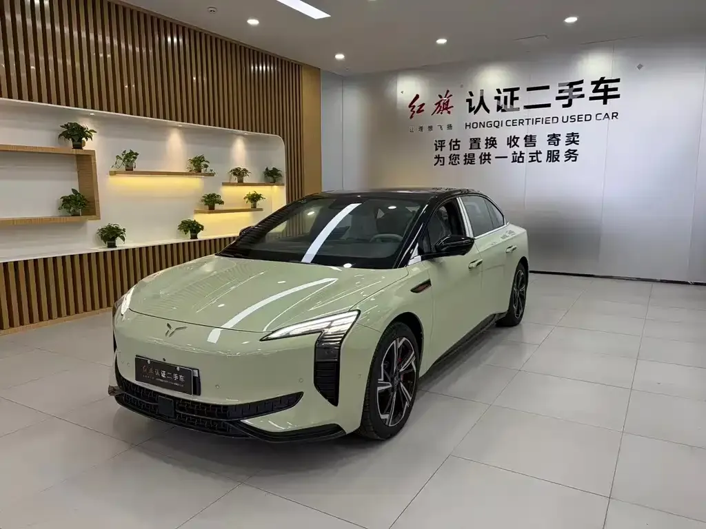 Hongqi EH7 — фото 1
