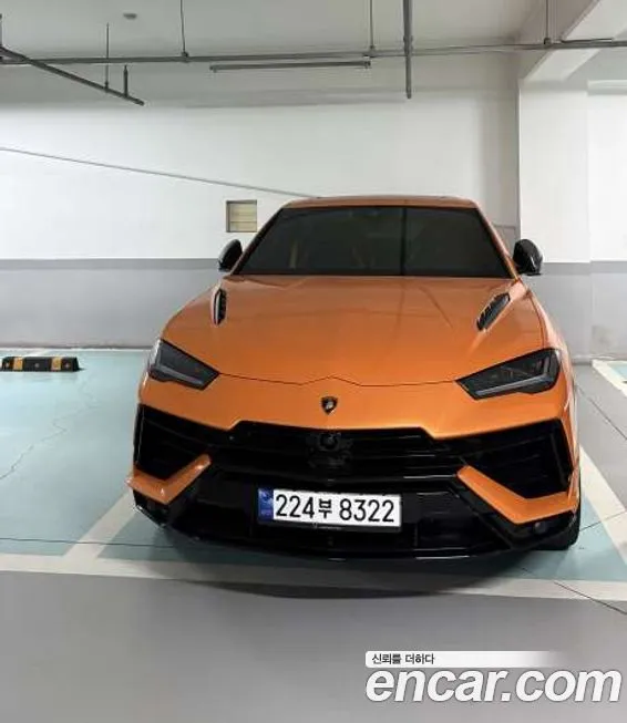 Lamborghini Urus — фото 2