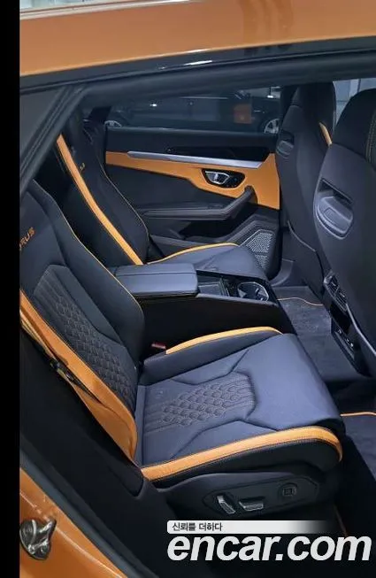 Lamborghini Urus — фото 7