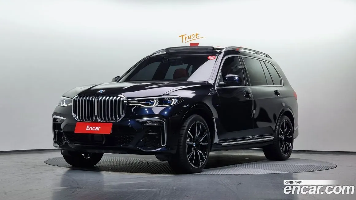BMW X7 — фото 1