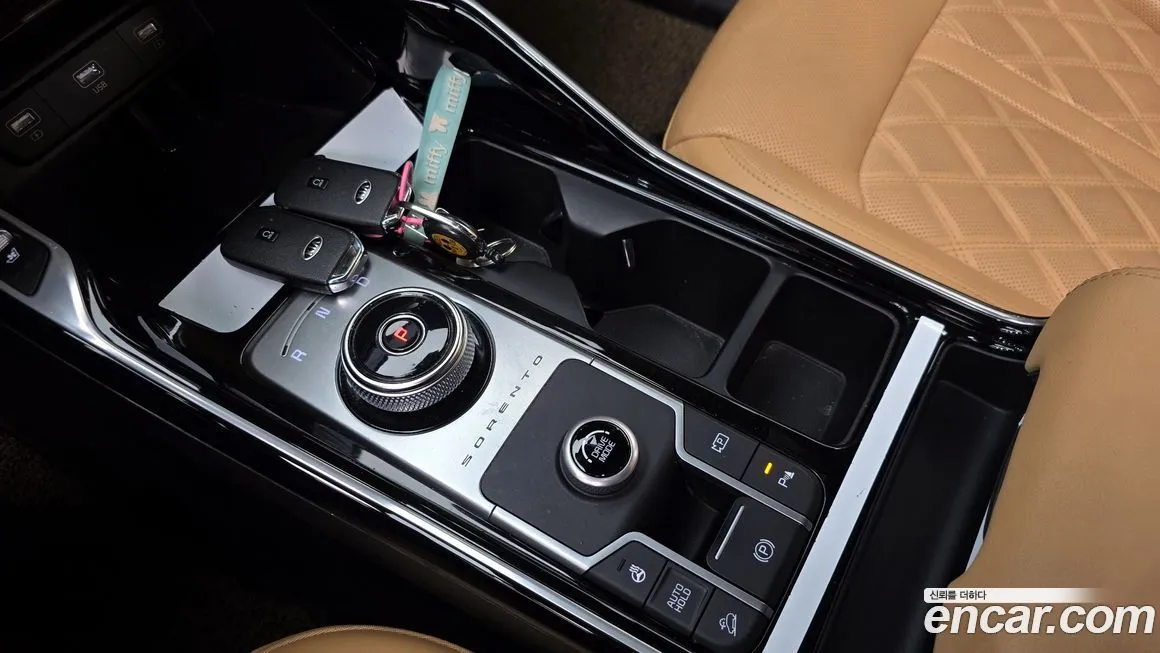 Kia Sorento — фото 9