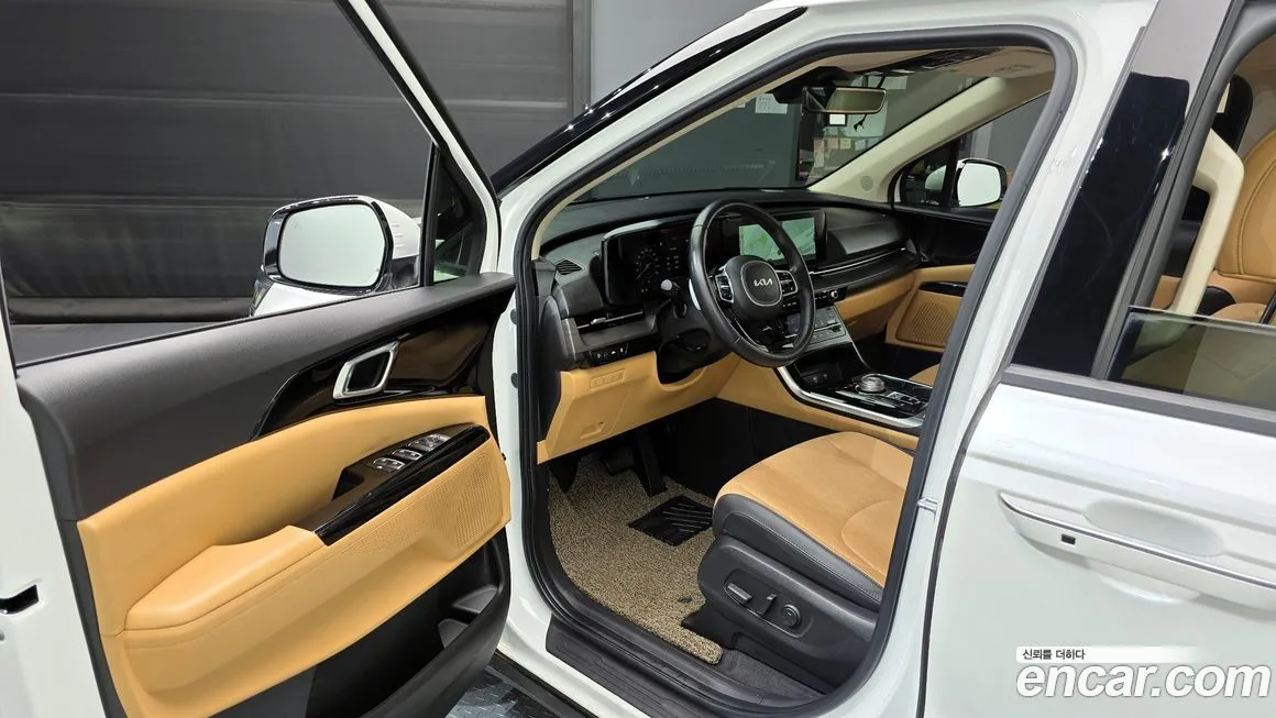 Kia Carnival — фото 10