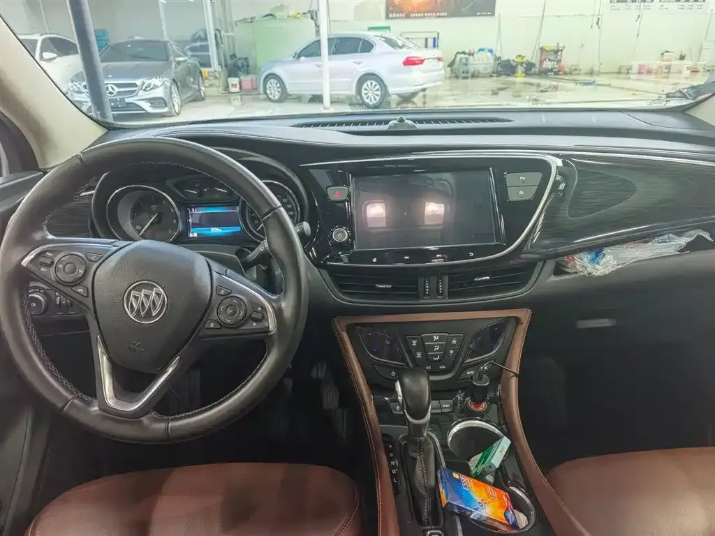 Buick Envision Plus — фото 4
