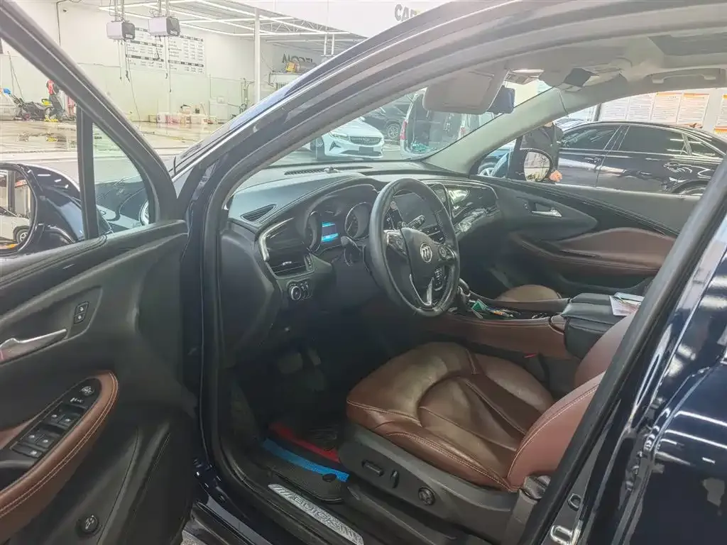 Buick Envision Plus — фото 7