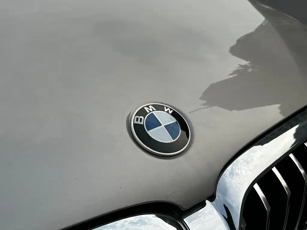 BMW 5 Series — фото 5