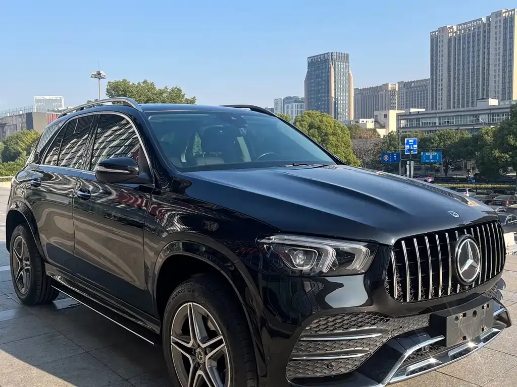 Mercedes-Benz GLE — фото 9