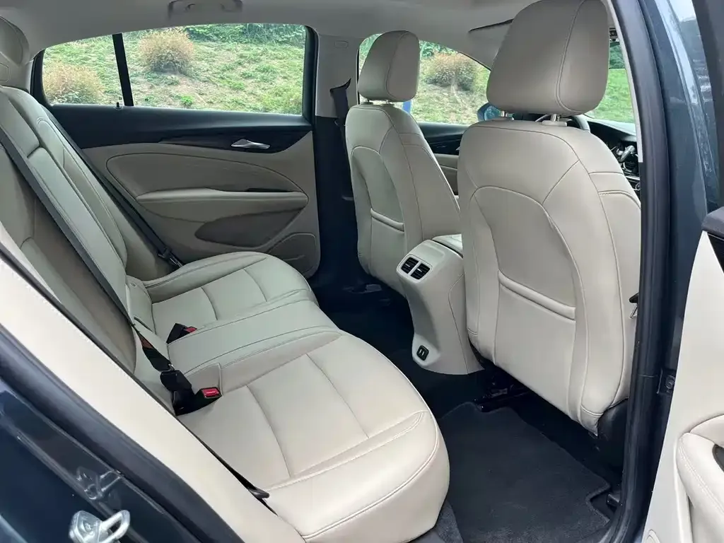 Buick Regal — фото 5
