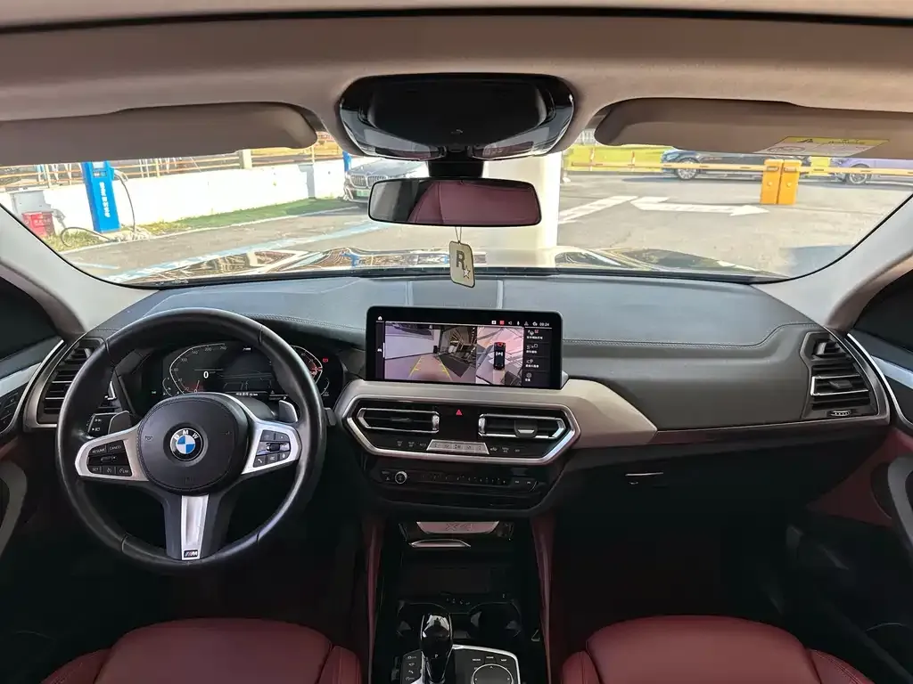 BMW X4 — фото 10