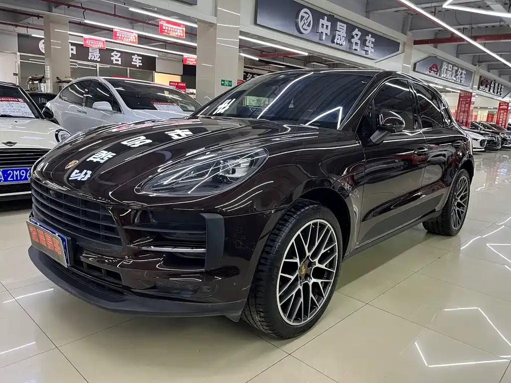 Porsche Macan — фото 1