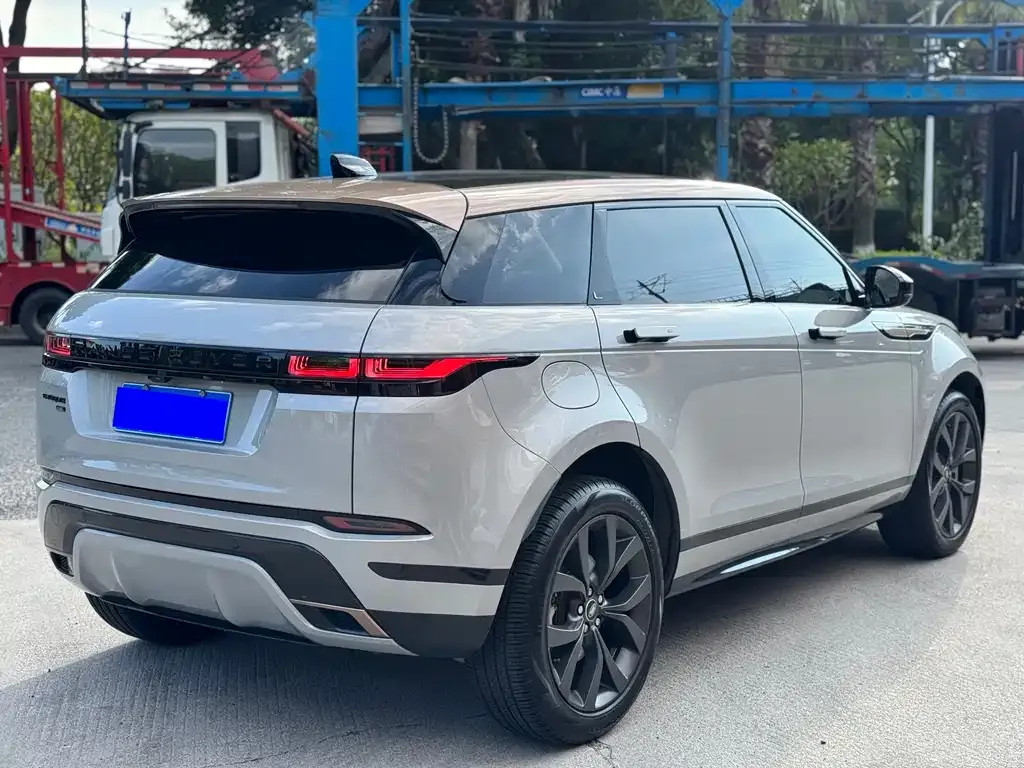 Land Rover Evoque — фото 7
