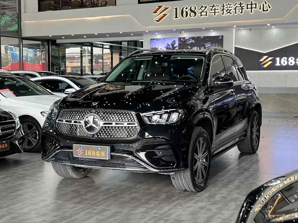 Mercedes-Benz GLE — фото 1