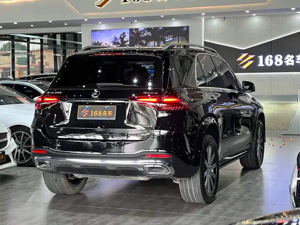 Mercedes-Benz GLE — фото 8
