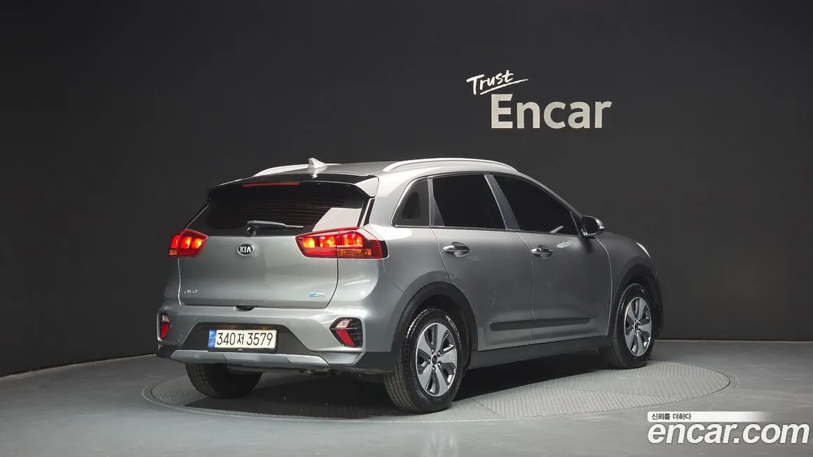 Kia Niro — фото 2