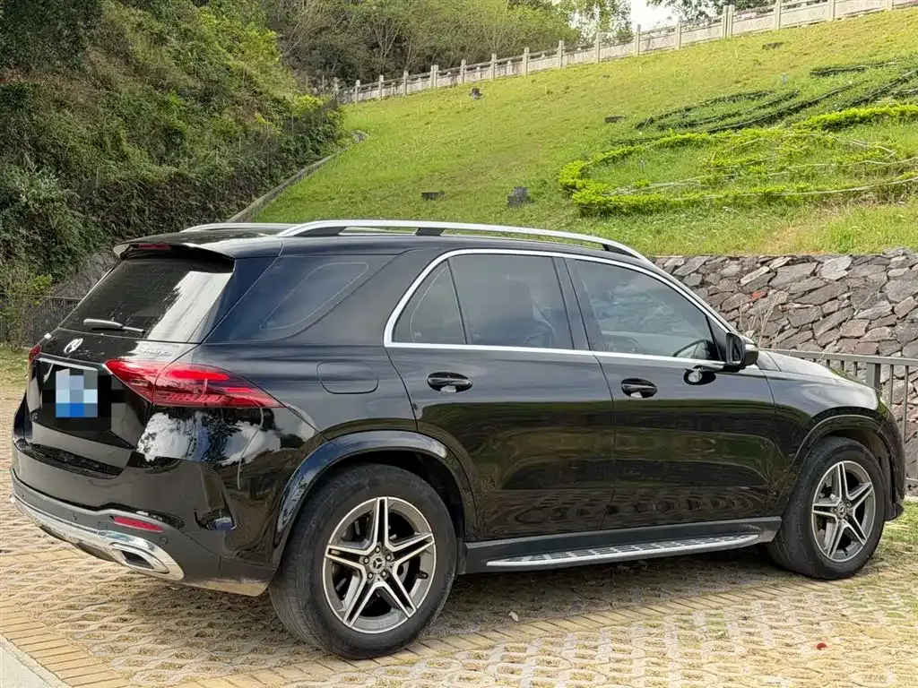 Mercedes-Benz GLE — фото 6