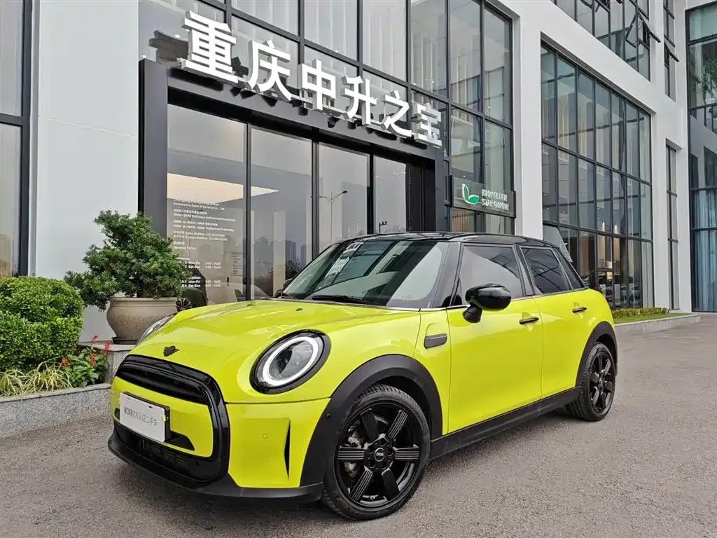 MINI Cooper (3-door) — фото 1