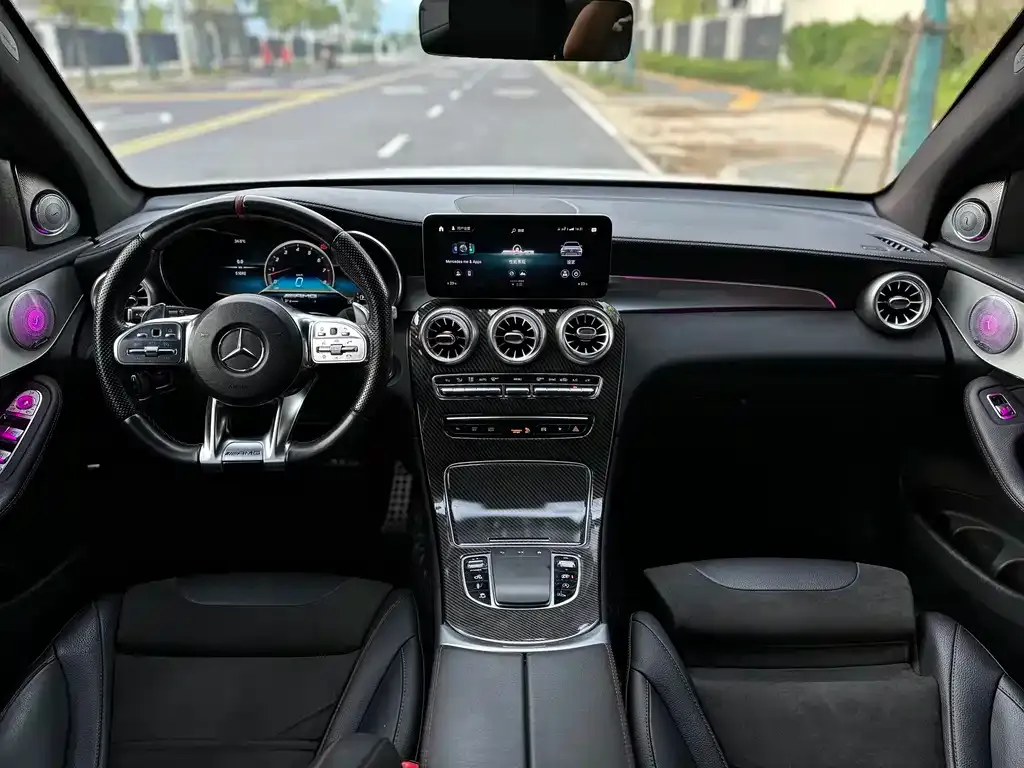 Mercedes-Benz GLC AMG — фото 7
