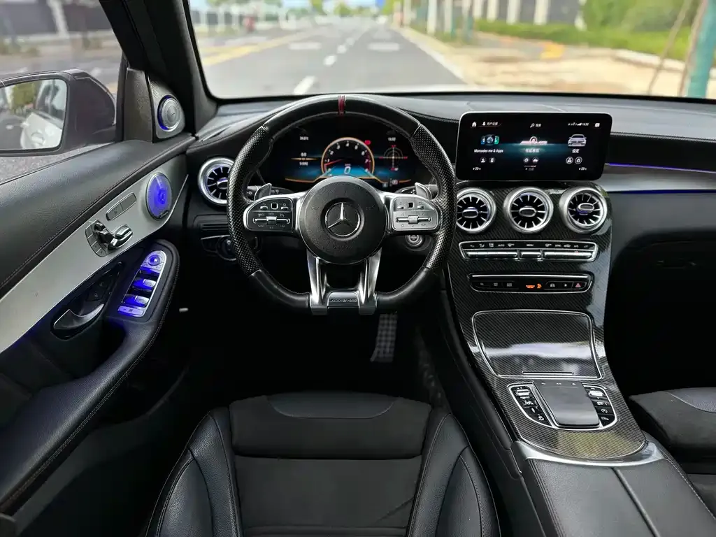 Mercedes-Benz GLC AMG — фото 8