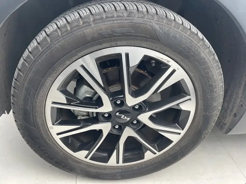 Kia Sportage — фото 9