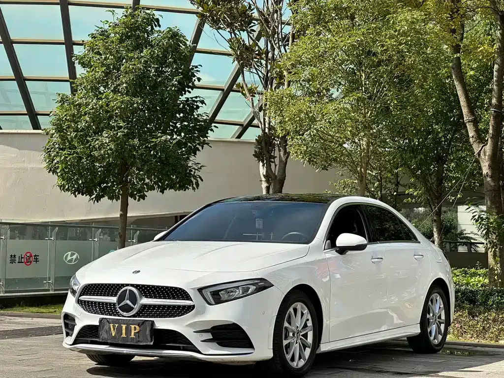Mercedes-Benz A-Class — фото 1