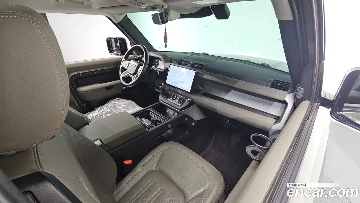 Land Rover Defender — фото 7