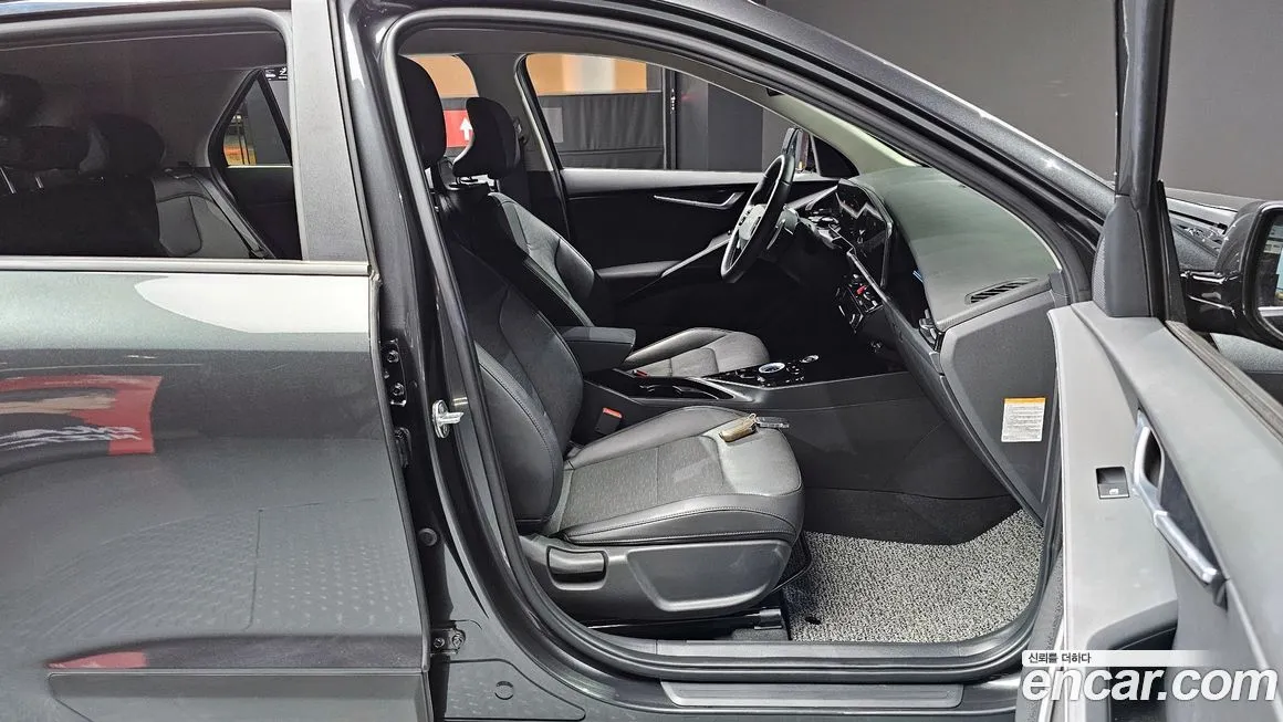 Kia Niro — фото 10