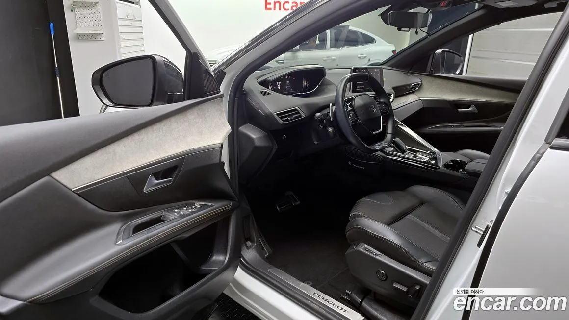 Peugeot 3008 — фото 10