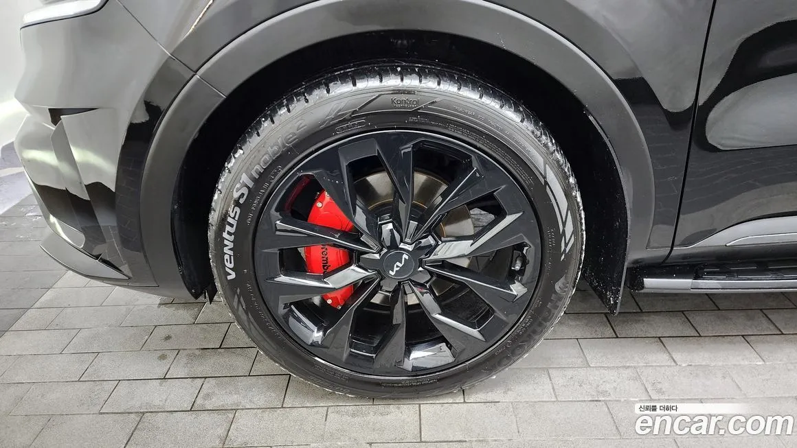 Kia Sorento — фото 5